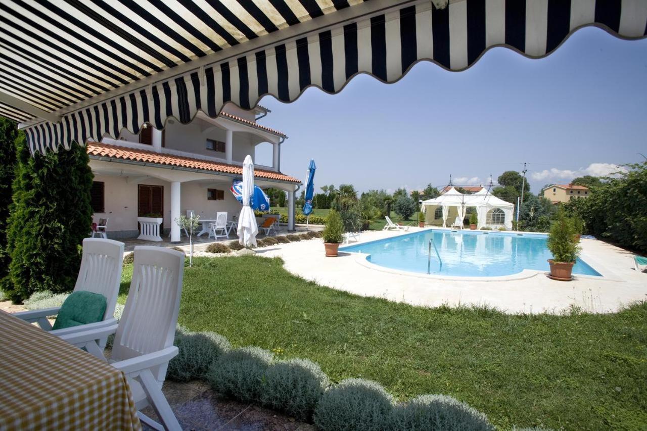 Nova Vas  Apartments Athena المظهر الخارجي الصورة