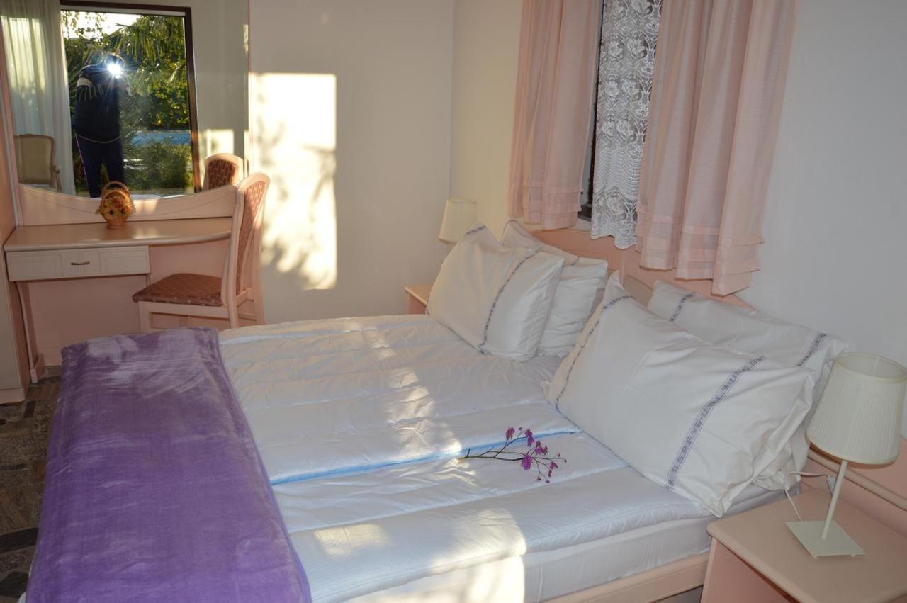 Nova Vas  Apartments Athena المظهر الخارجي الصورة