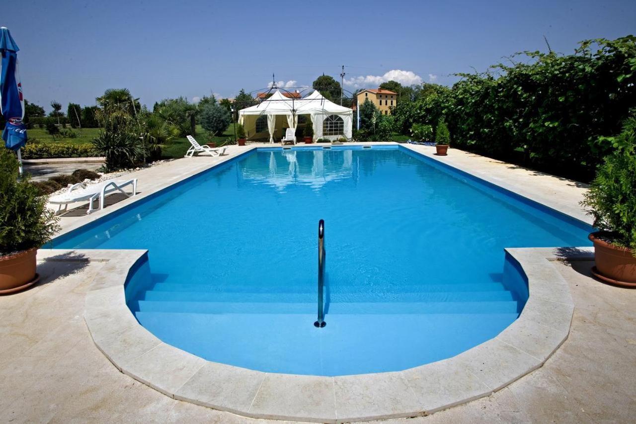 Nova Vas  Apartments Athena المظهر الخارجي الصورة